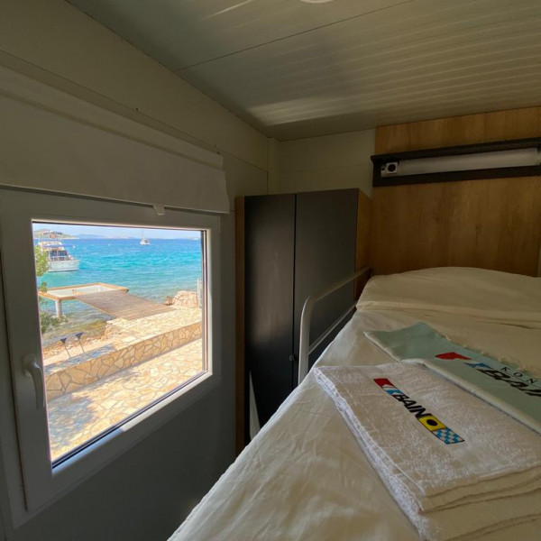 Bedrooms, Beach house Lady BAIN with pool, bbq, breakfast and free transport (4 pers.), Žut - Kornati, Holidays in Croatia Hrvatska
