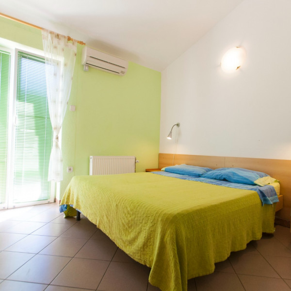 Bedrooms, Villa VEDORNA - big luxury house, pool (solar cover), wellness room with jacuzzi & sauna, game room, playground & bbq, Pomer - Istria, Holidays in Croatia Hrvatska