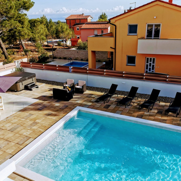 Küche, Villa OLIVIA - new, modern house near the beach with pool, sauna, jacuzzi & bbq (10+2), Liznjan - Istria, Urlaub in Kroatien Hrvatska