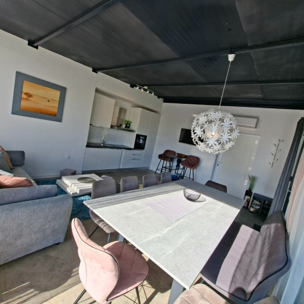 Cucina, Hacienda MATEA &ndash; an oasis of romance near the beaches, surrounded by olive trees, pool, jacuzzi & playground, Pula - Istria, Vacanze in Croazia Hrvatska