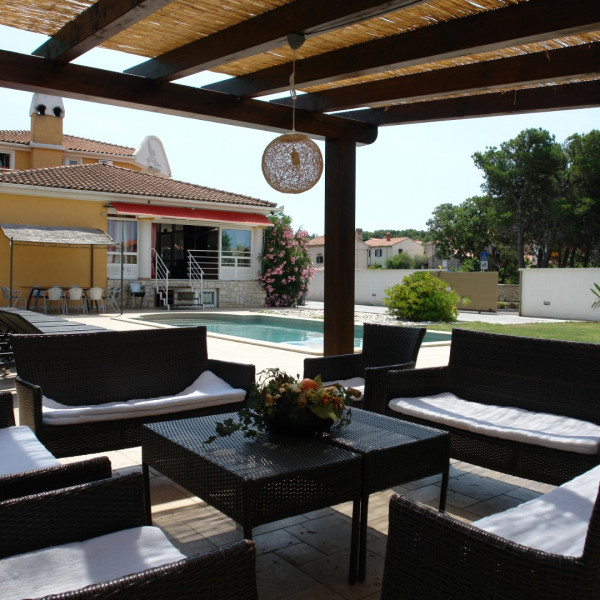 Villa VEDORNA - big wellness house near beach, wellness room, game room, playground & bbq, Pomer - Istria, Vacanze in Croazia Hrvatska