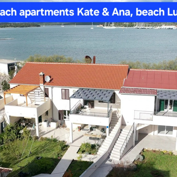 Beach studio KATE - Wake up to the sea, terrace, garden & parking, Murter - Dalmatia, Vacanze in Croazia Hrvatska