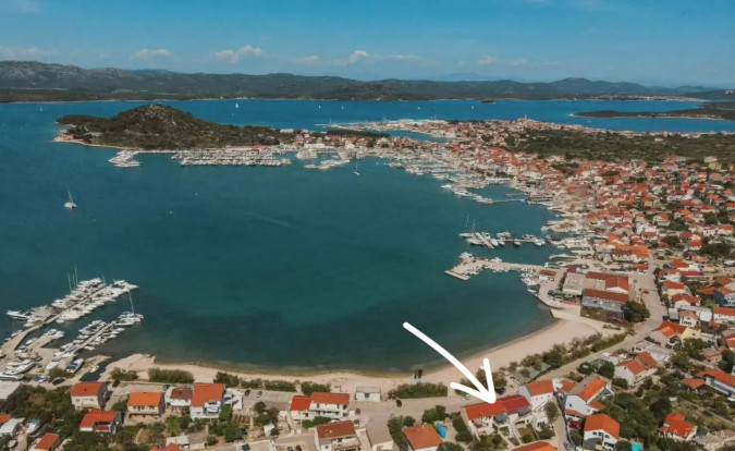 Beach apartment KATE - sea view, terrace & garden, Murter - Dalmatia, Holidays in Croatia Hrvatska