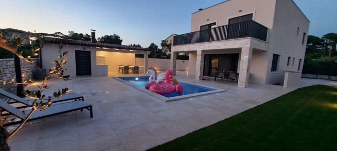 Villa SALVORE - new house, near beaches, heated pool, playroom, bbq, Salvore - Istria, Holidays in Croatia Hrvatska