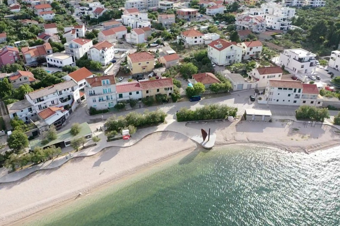Beach studio KATE - Wake up to the sea, terrace, garden & parking, Murter - Dalmatia, Holidays in Croatia Hrvatska